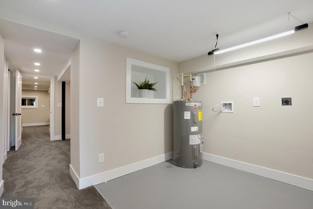 $1,105,000 | 419 18th Street Southeast, Washington, DC 20003