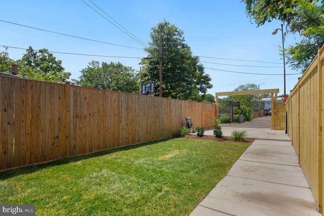 $1,105,000 | 419 18th Street Southeast, Washington, DC 20003