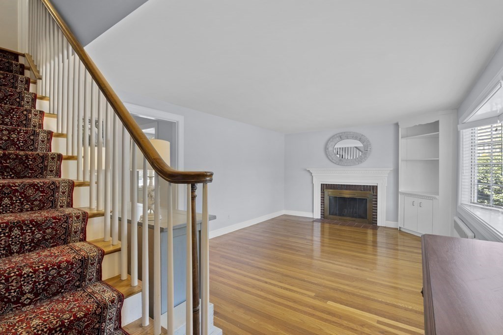 8 Tudor Road Needham, MA 02492 - Photo 15 of 42