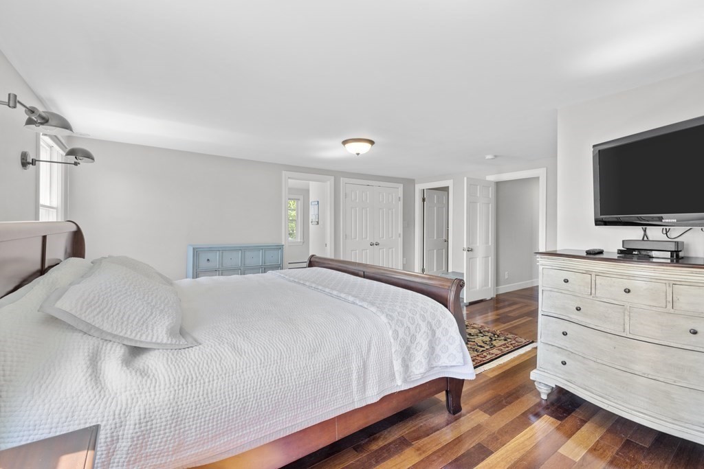 8 Tudor Road Needham, MA 02492 - Photo 23 of 42