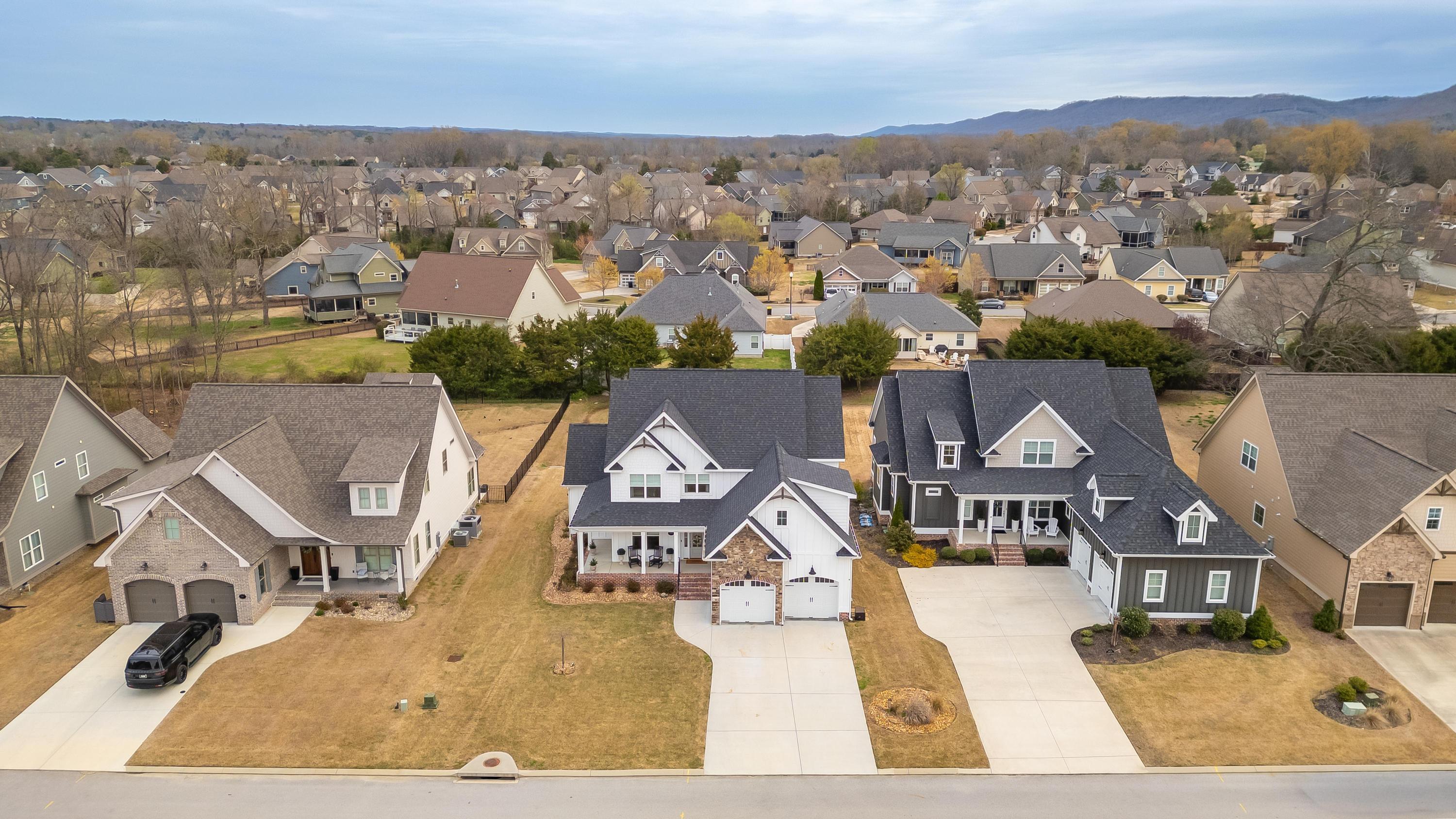 8893 Grey Reed Drive Ooltewah, TN 37363 - Photo 38 of 40 2026_03_March_8893_Grey_Reed_Dr_0011