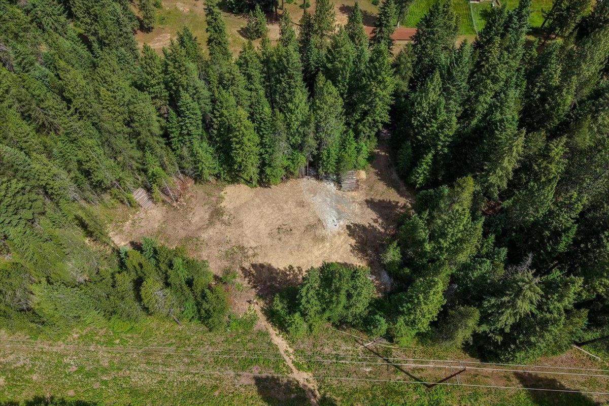 4631 Camden Road Newport, WA 99156 - Photo 3 of 24