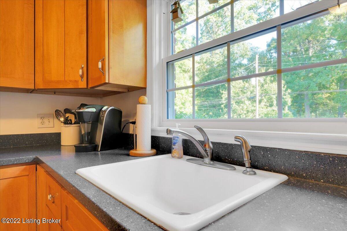 4621 Beaver Road Louisville, KY 40207 - Photo 21 of 50 27-4621 Beaver Rd-126