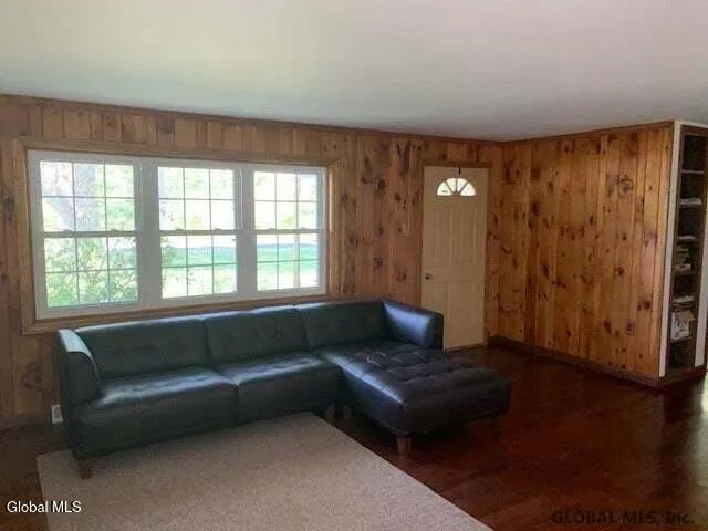 $2,500 | 650 Rock City Road, Ballston Spa, NY 12020