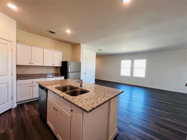 $2,150 | 2217 Pioneer Drive, Princeton, TX 75407