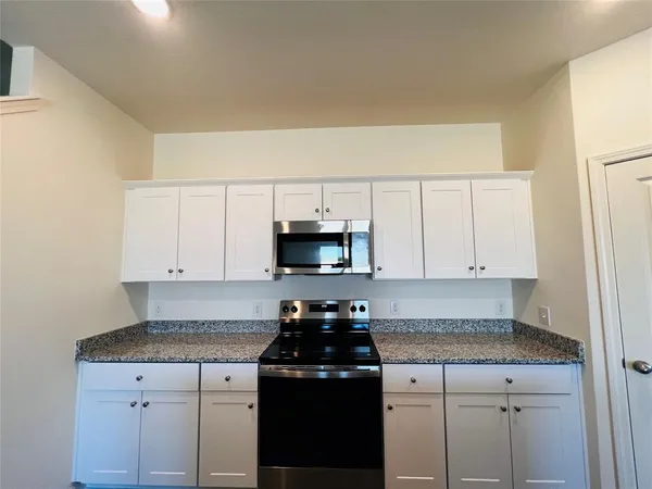 $2,150 | 2217 Pioneer Drive, Princeton, TX 75407