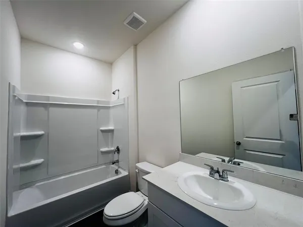 $2,150 | 2217 Pioneer Drive, Princeton, TX 75407