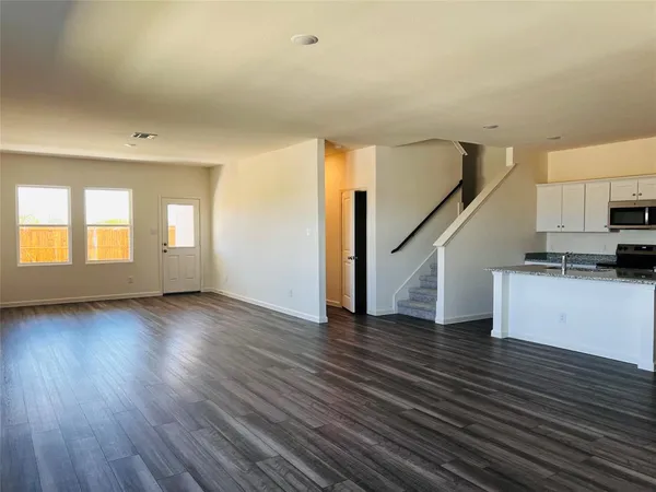 $2,150 | 2217 Pioneer Drive, Princeton, TX 75407
