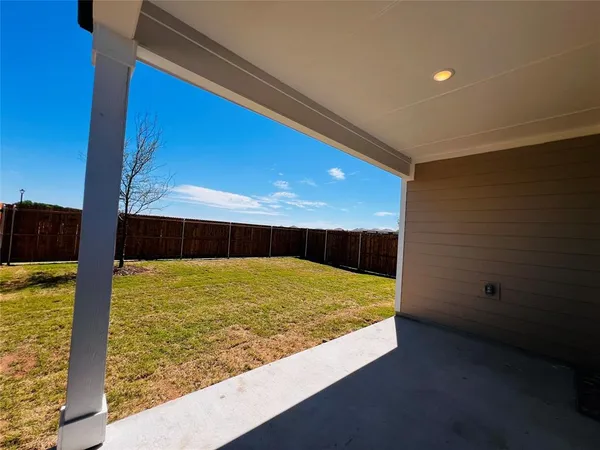 $2,150 | 2217 Pioneer Drive, Princeton, TX 75407