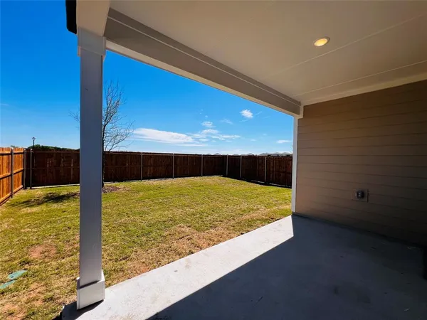 $2,150 | 2217 Pioneer Drive, Princeton, TX 75407