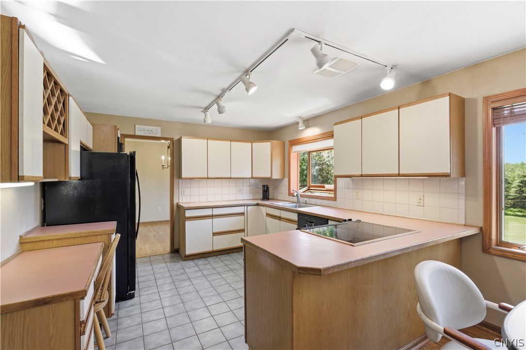 4443 Rustlers Road Marcellus, NY 13108 - Photo 12 of 31