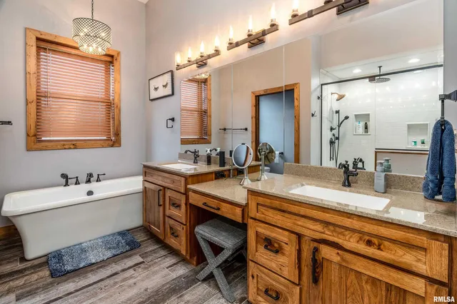 $975,000 | 1651 Sneed Road, Carbondale, IL 62902