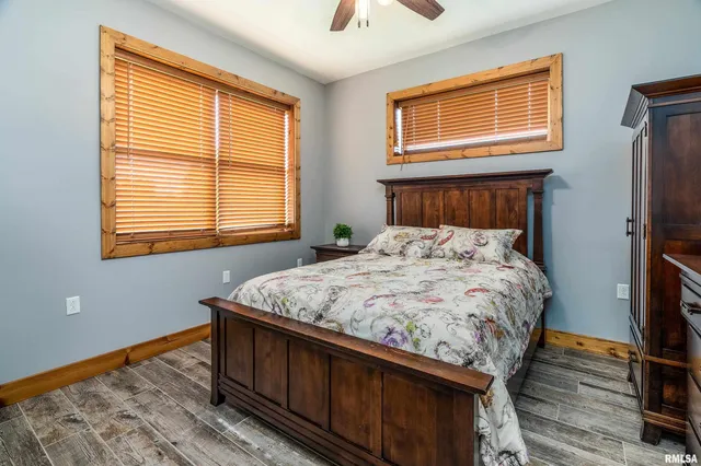 $975,000 | 1651 Sneed Road, Carbondale, IL 62902