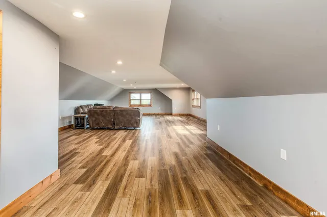 $975,000 | 1651 Sneed Road, Carbondale, IL 62902