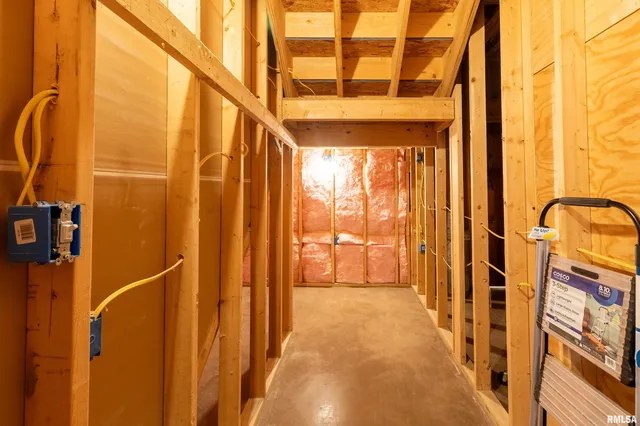 $975,000 | 1651 Sneed Road, Carbondale, IL 62902