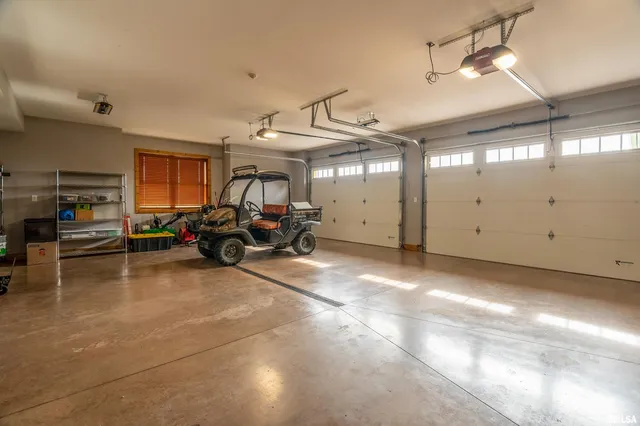 $975,000 | 1651 Sneed Road, Carbondale, IL 62902