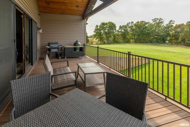 $975,000 | 1651 Sneed Road, Carbondale, IL 62902