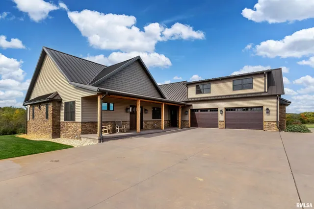 $975,000 | 1651 Sneed Road, Carbondale, IL 62902