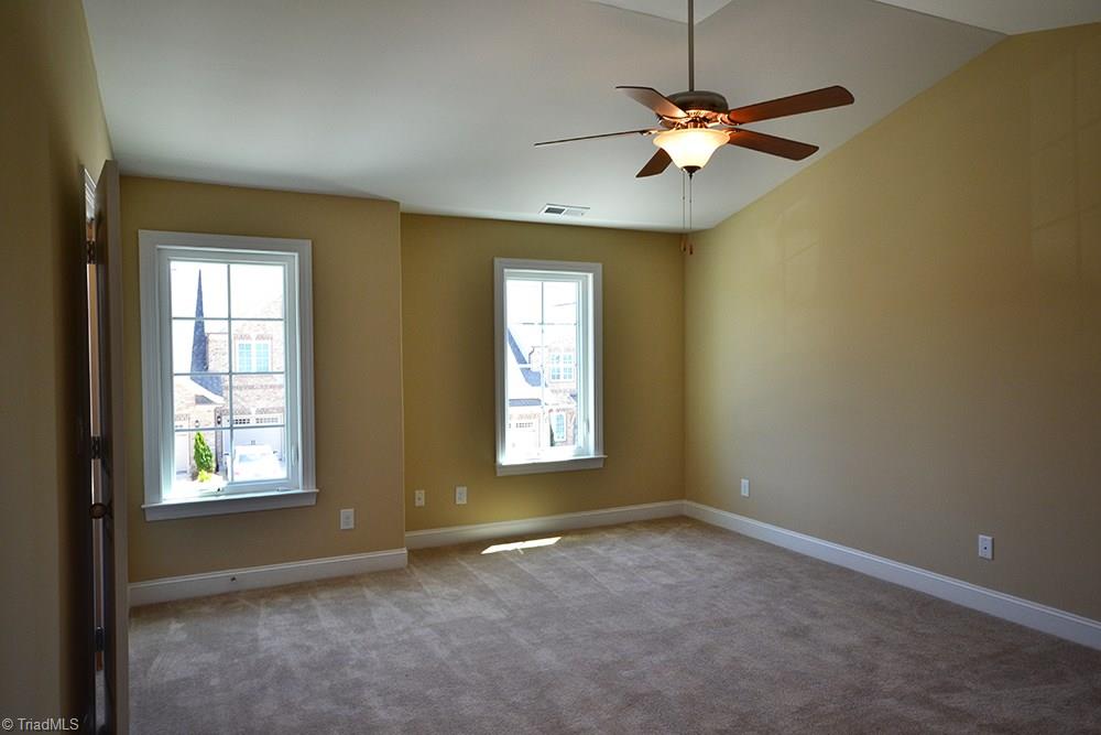 686 Nikyle Circle High Point, NC 27265 - Photo 11 of 30 Gallery Image 11