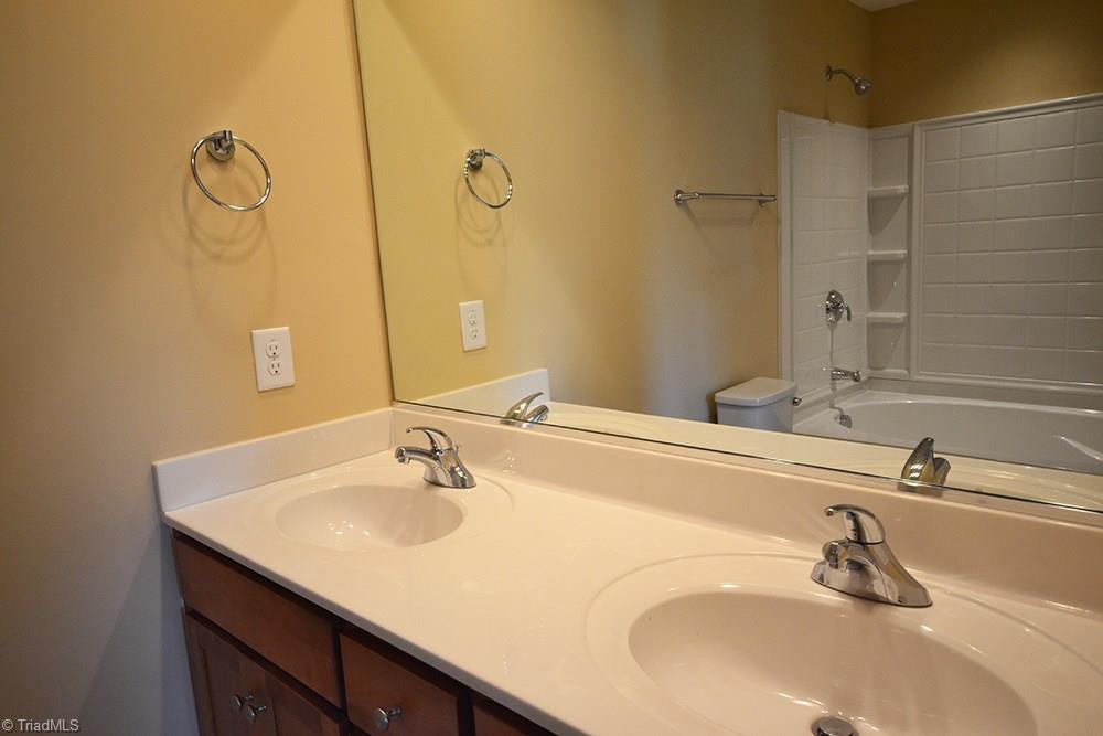 686 Nikyle Circle High Point, NC 27265 - Photo 15 of 30 Gallery Image 15