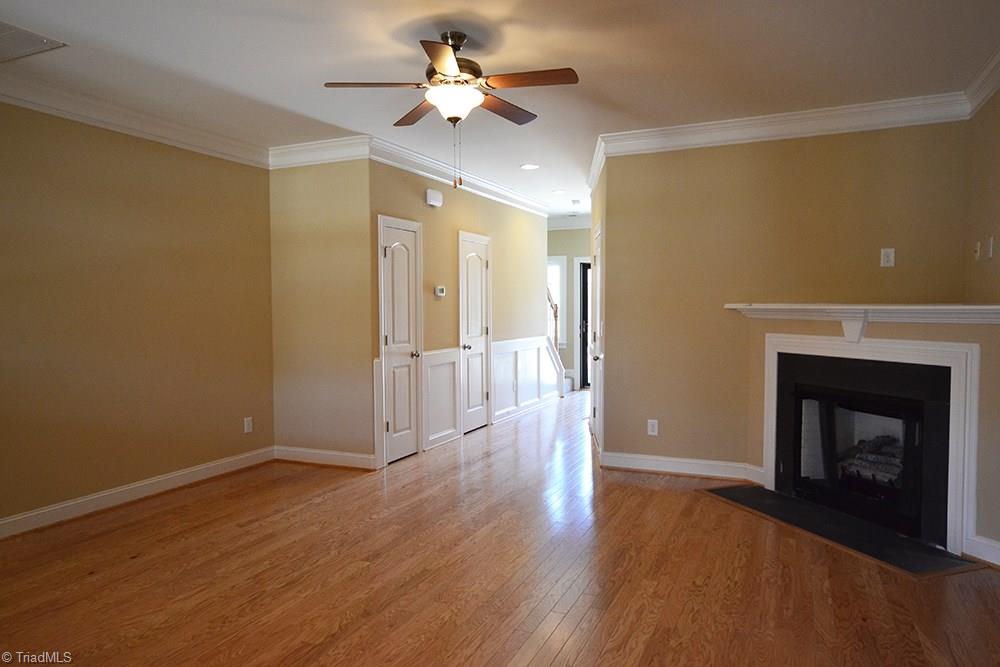 686 Nikyle Circle High Point, NC 27265 - Photo 4 of 30 Gallery Image 4