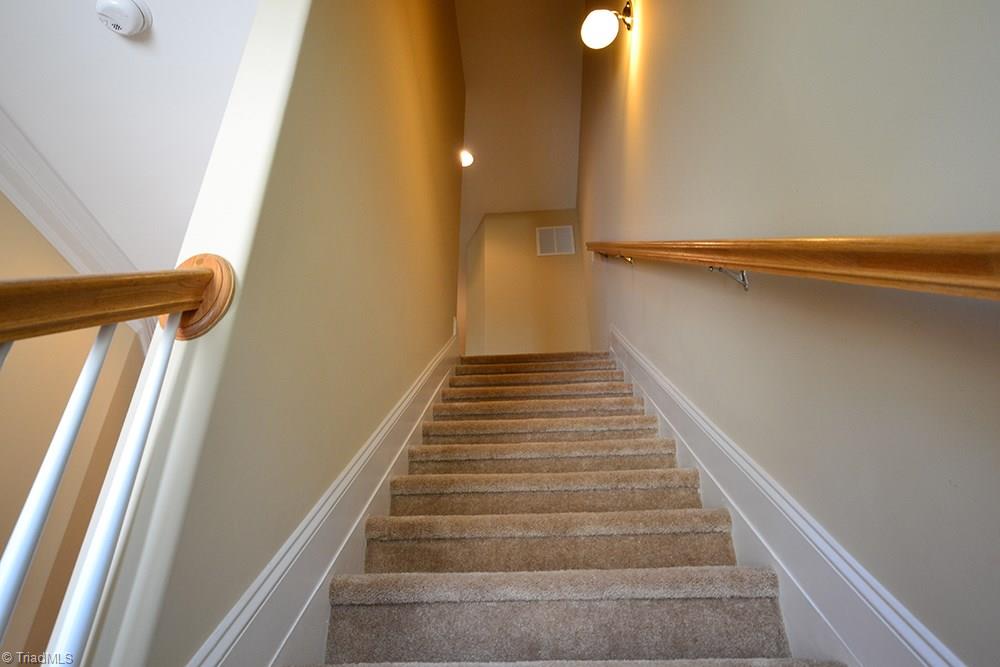 686 Nikyle Circle High Point, NC 27265 - Photo 10 of 30 Gallery Image 10