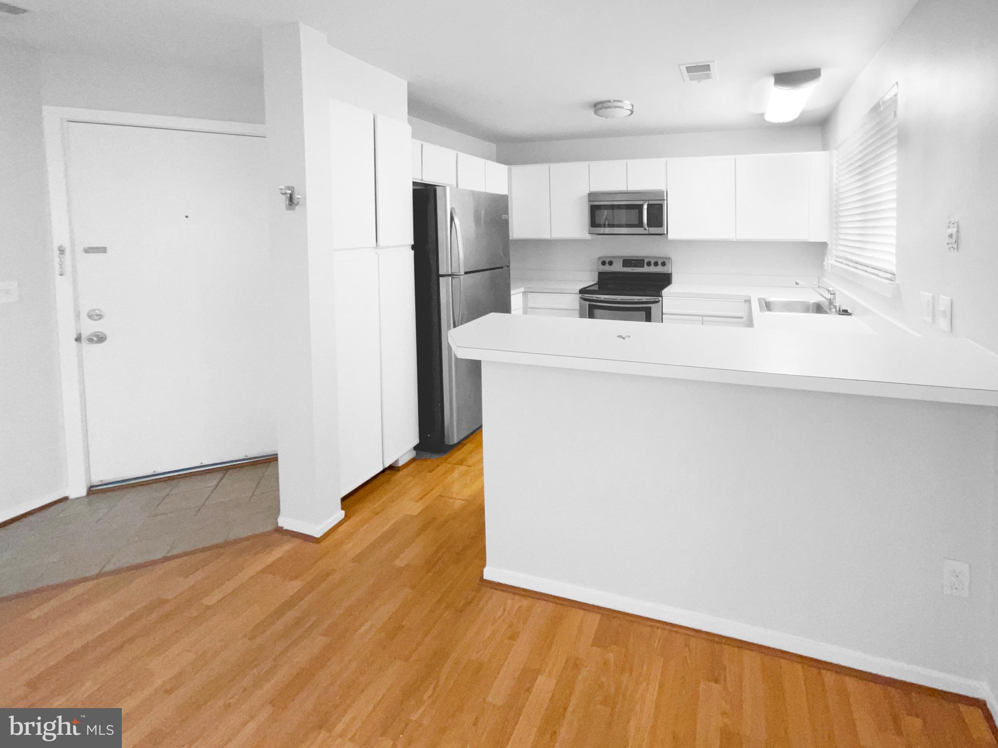 11708 Summerchase Circle, Unit D Reston, VA 20194 - Photo 16 of 37 Gallery Image 16