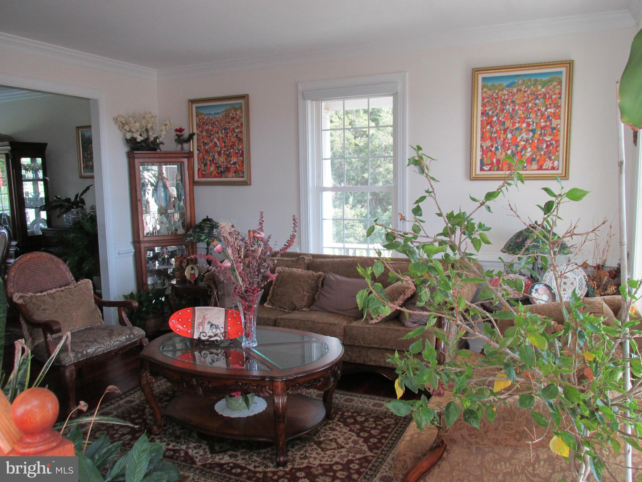 17 Crum Road Walkersville, MD 21793 - Photo 6 of 27 Living Room