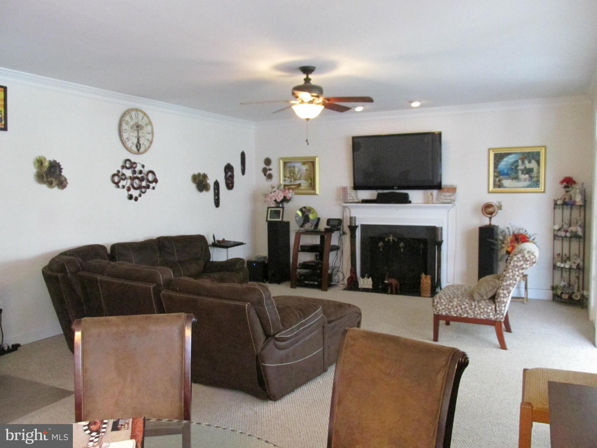 17 Crum Road Walkersville, MD 21793 - Photo 10 of 27 Family Room