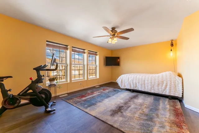 $300,000 | 794 Pointe Drive, Unit 794, Crystal Lake, IL 60014