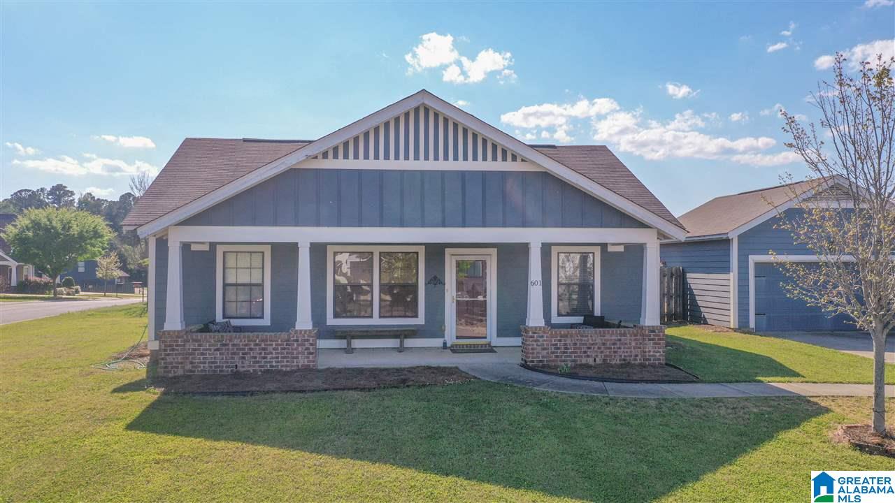 601 Enclave Lane Calera, AL 35040 - Photo 1 of 40
