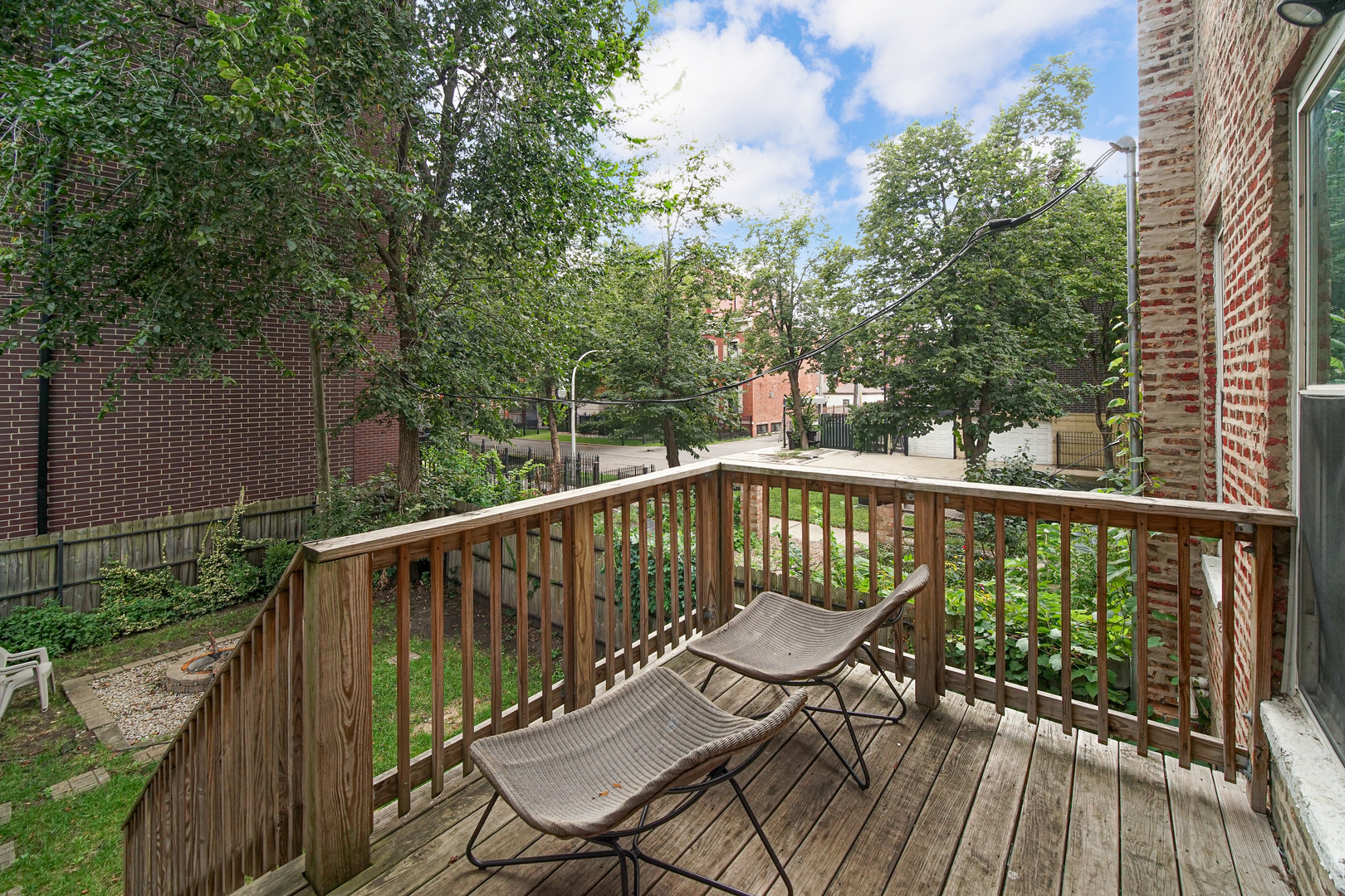 2123 West Adams Street Chicago, IL 60612 - Photo 29 of 29 a view of a deck