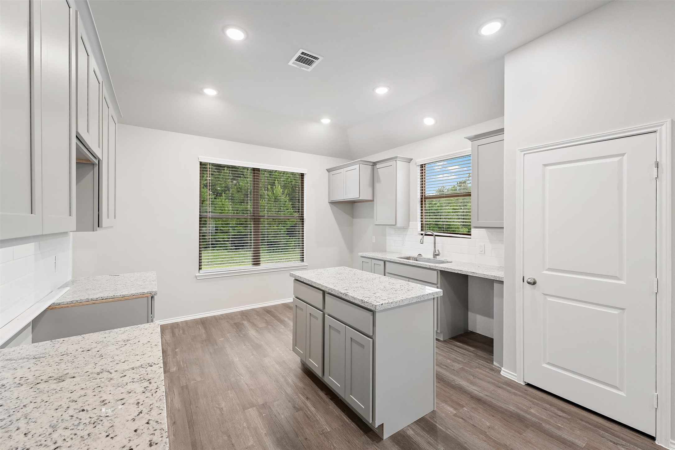 369 Byrd Drive Lufkin, TX 75901 - Photo 8 of 29 a kitchen with a sink stove and refrigerator