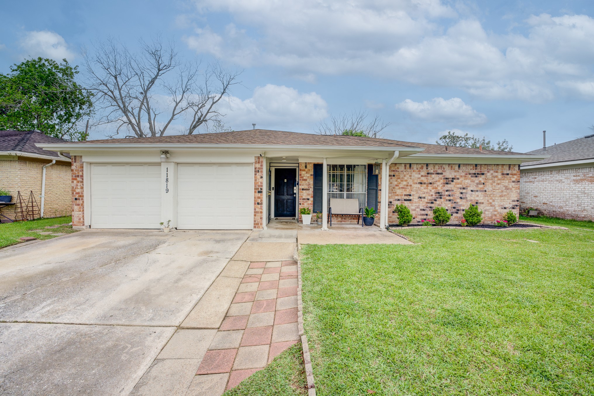 11819 South Nottingham Circle Houston, TX 77071 - Photo 1 of 43