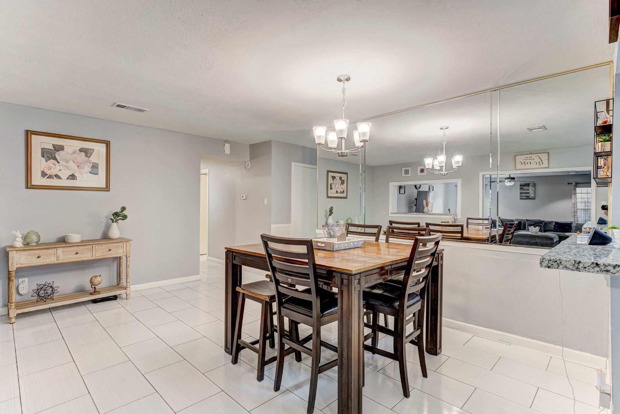 11819 South Nottingham Circle Houston, TX 77071 - Photo 11 of 43