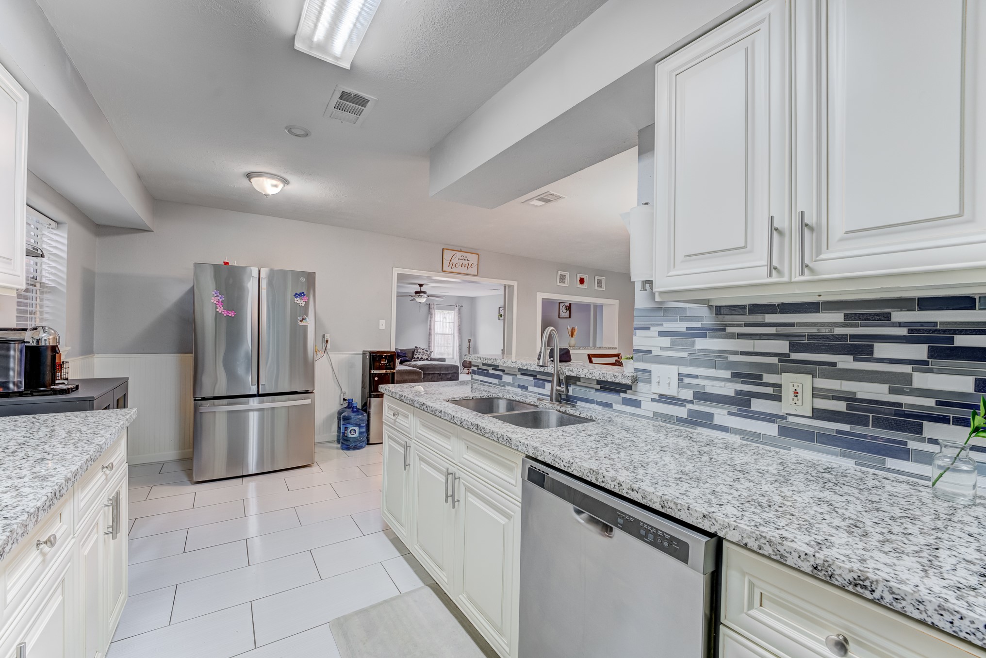 11819 South Nottingham Circle Houston, TX 77071 - Photo 18 of 43