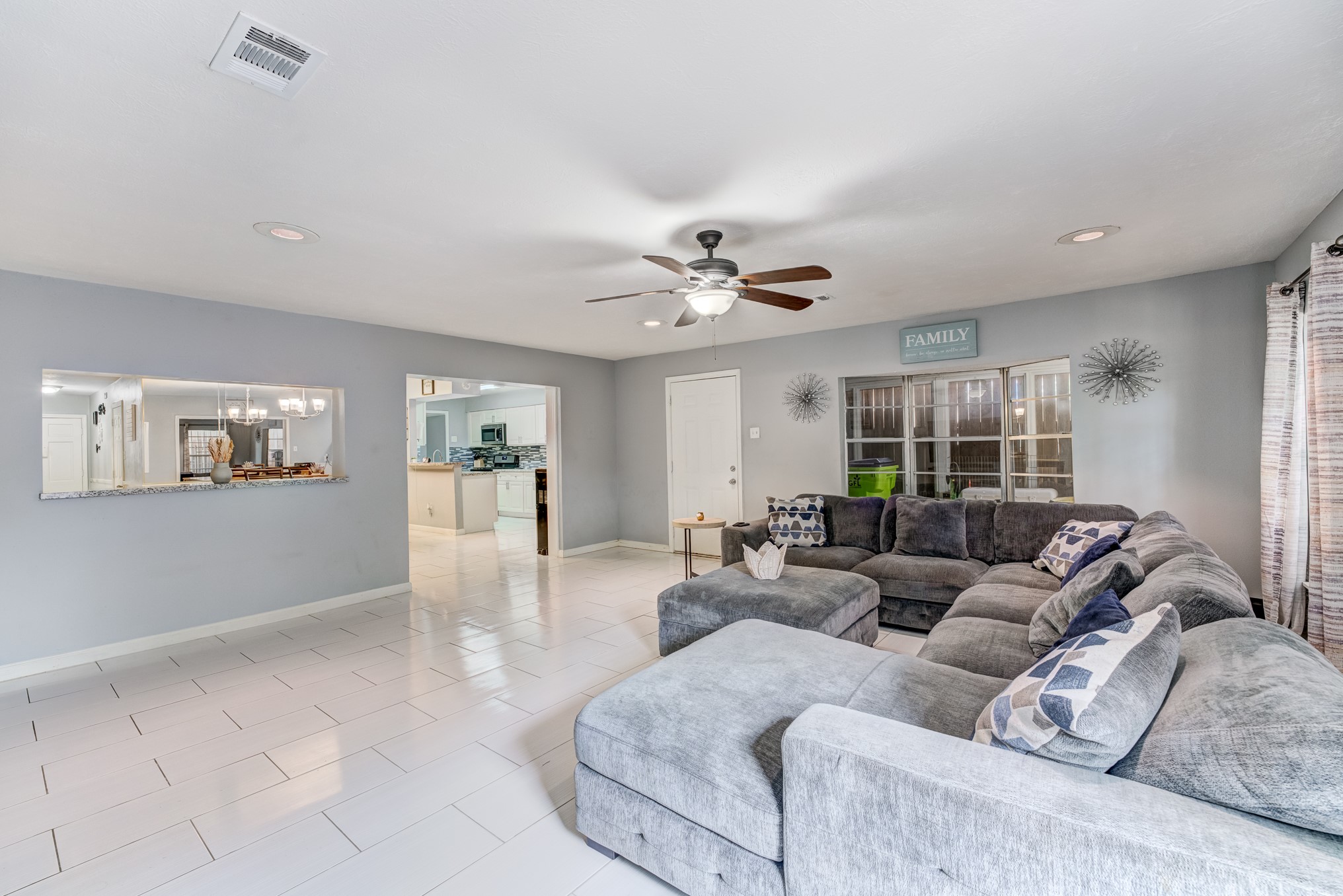 11819 South Nottingham Circle Houston, TX 77071 - Photo 21 of 43