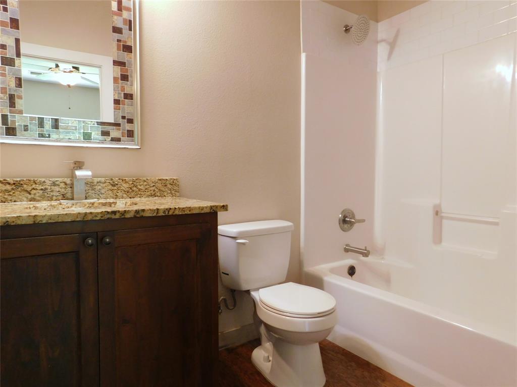 673 Copenhavr Street Pilot Point, TX 76258 - Photo 13 of 24