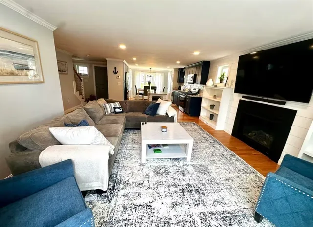 $3,950 | 6 Pasture Hill Road, Plymouth, MA 02360