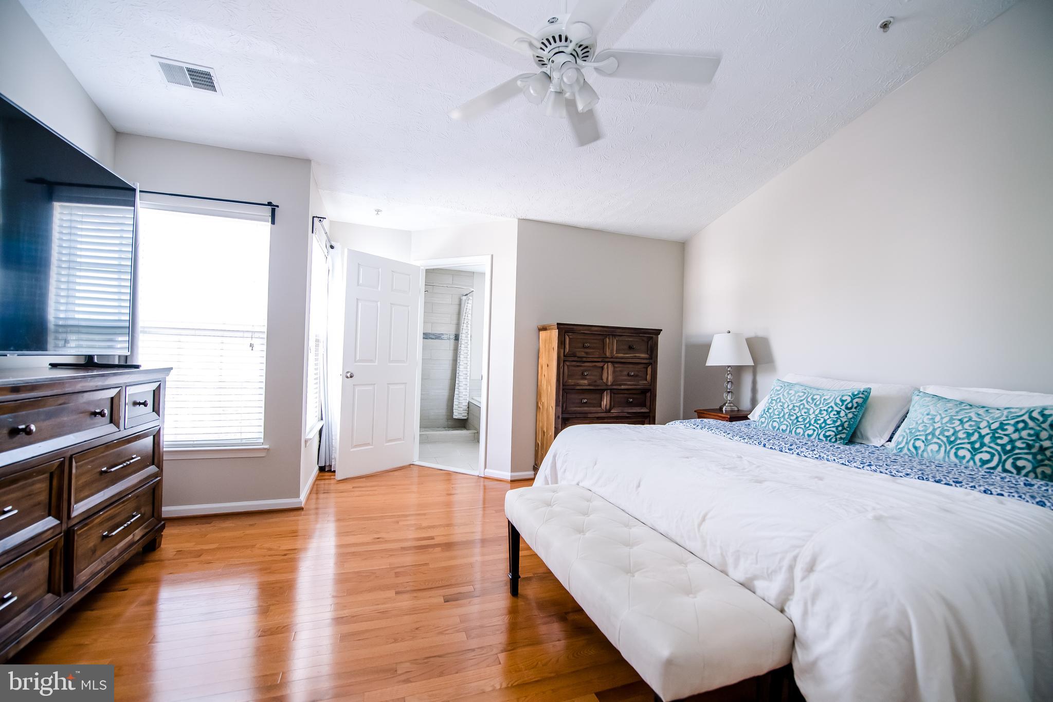 5002 Finsbury Road Rosedale, MD 21237 - Photo 11 of 29 Primary Suite