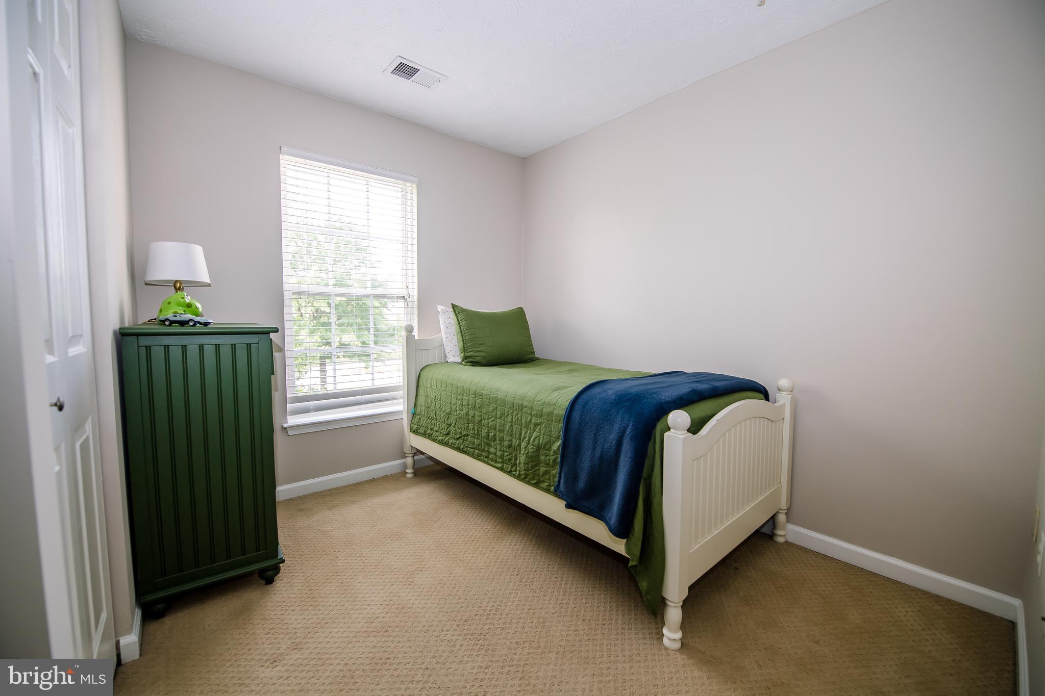 5002 Finsbury Road Rosedale, MD 21237 - Photo 19 of 29 Bedroom 3