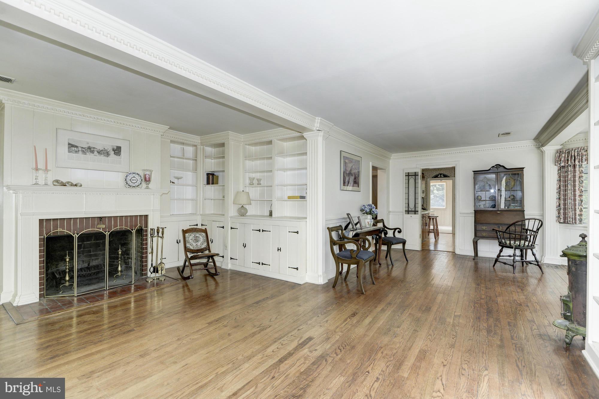8801 Jones Mill Road Chevy Chase, MD 20815 - Photo 2 of 16 Living Room