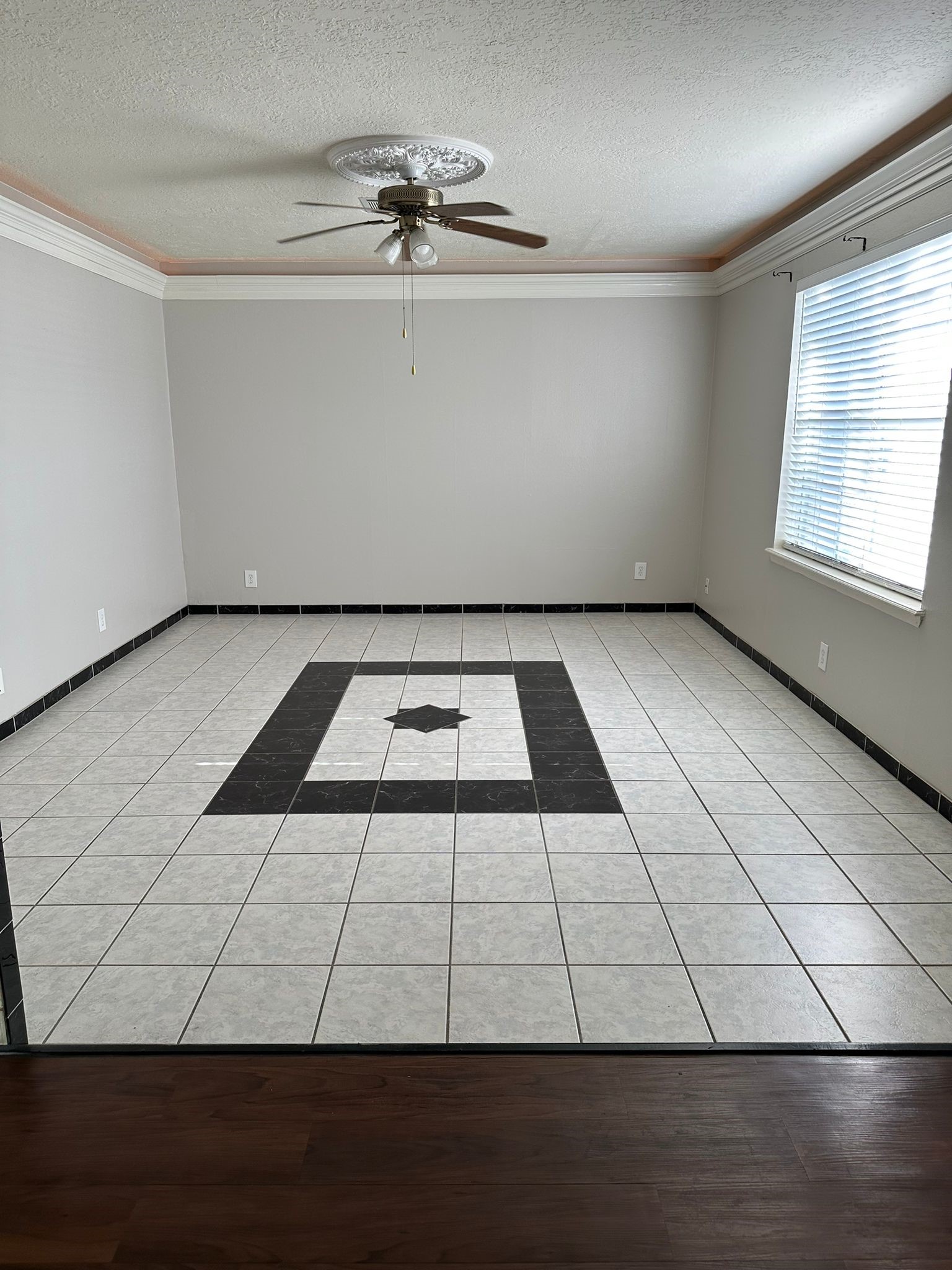 7305 South Gessner Road Houston, TX 77036 - Photo 6 of 24 a view of a kitchen with an empty space