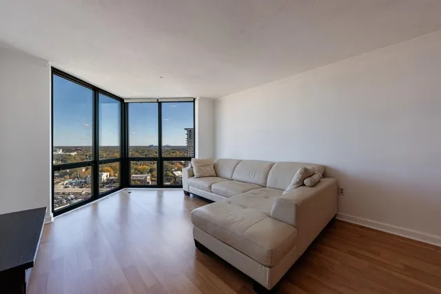 $239,750 | 2870 Pharr Ct S Northwest, Unit 2602, Atlanta, GA 30305