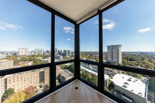 $239,750 | 2870 Pharr Ct S Northwest, Unit 2602, Atlanta, GA 30305