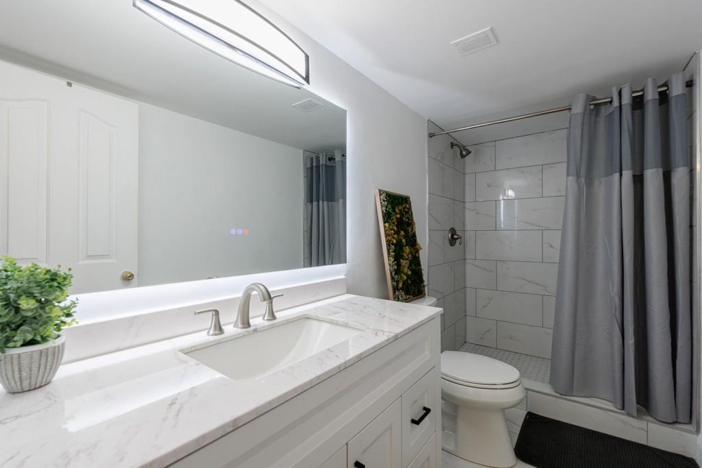 2870 Pharr Ct S Northwest, Unit 2602 Atlanta, GA 30305 - Photo 4 of 53