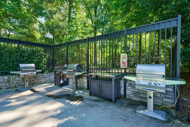 $239,750 | 2870 Pharr Ct S Northwest, Unit 2602, Atlanta, GA 30305