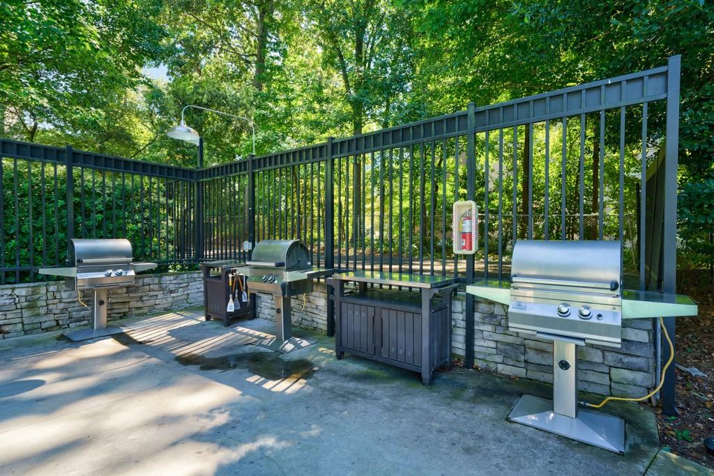 2870 Pharr Ct S Northwest, Unit 2602 Atlanta, GA 30305 - Photo 45 of 53