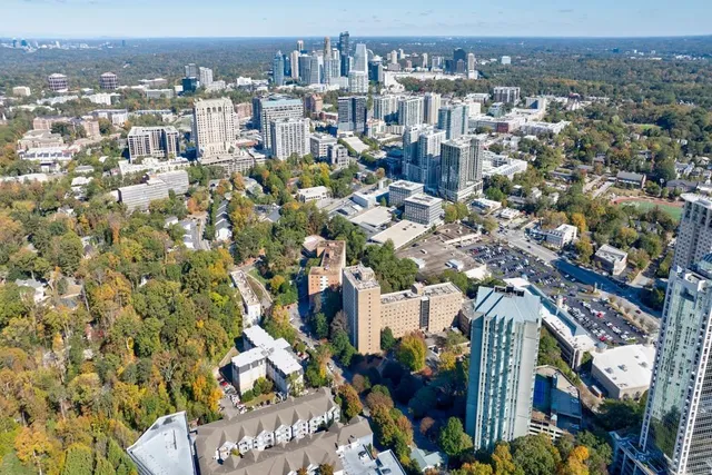 $239,750 | 2870 Pharr Ct S Northwest, Unit 2602, Atlanta, GA 30305