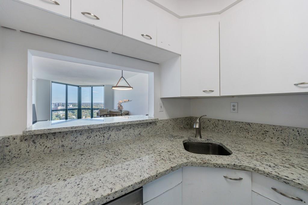 2870 Pharr Ct S Northwest, Unit 2602 Atlanta, GA 30305 - Photo 10 of 53